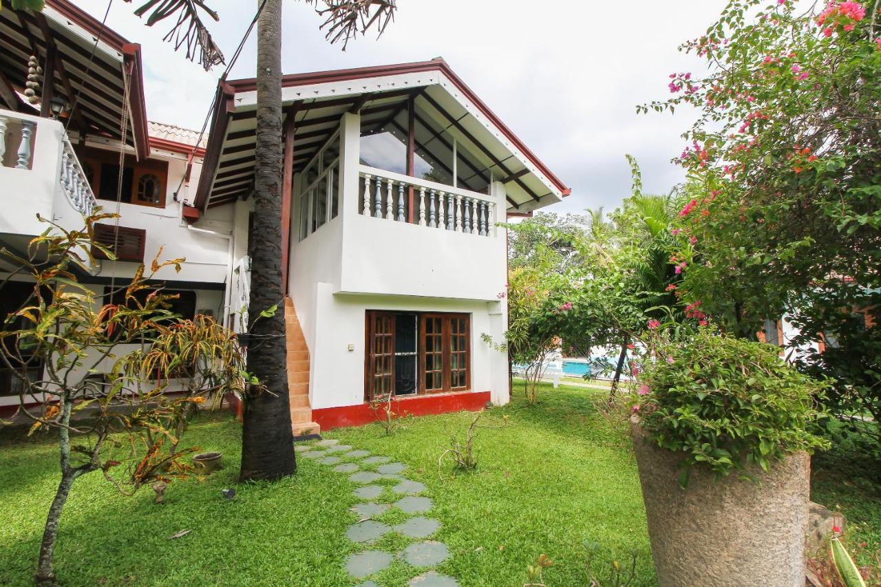 Lioni Holidays Villa Negombo Exterior photo